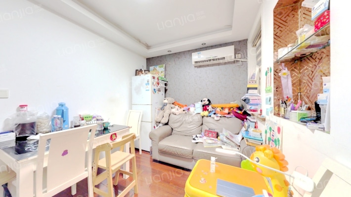 由由四村二手房实景图