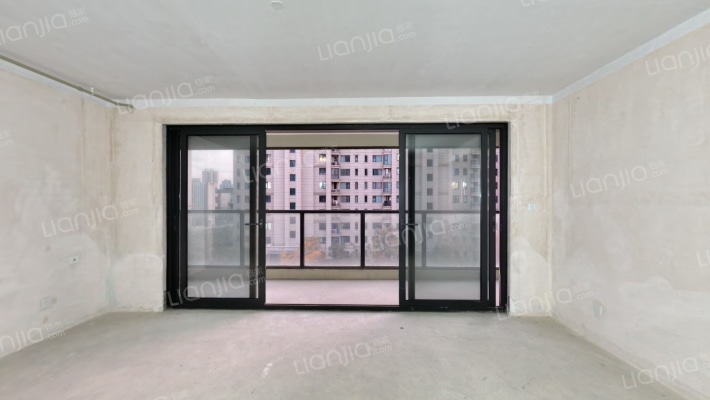 中南樾府二手房实景图