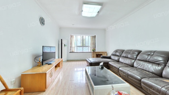 嘉盛华庭二手房实景图