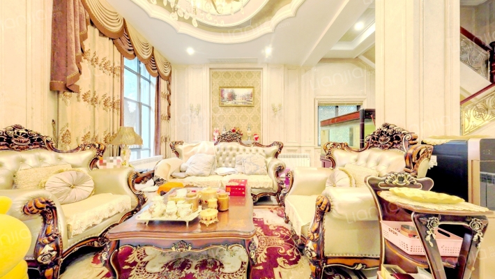 翡翠苑二手房实景图