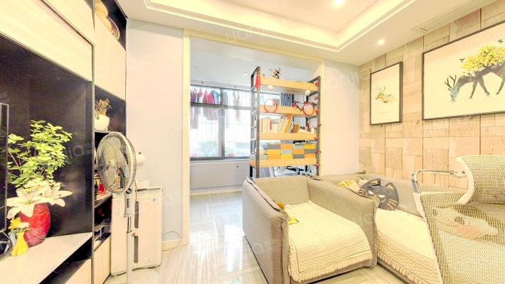 东马棚街10号二手房实景图