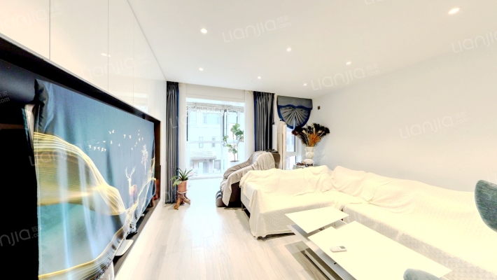 青岛小镇·观湖东区二手房实景图