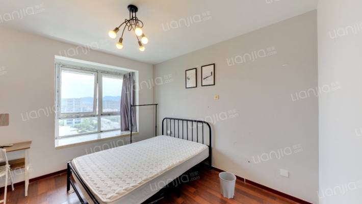 芳满庭二手房实景图