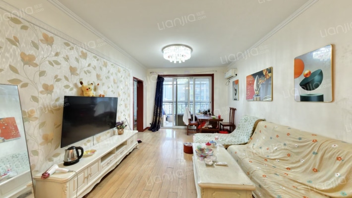 乐客国际公寓二手房实景图