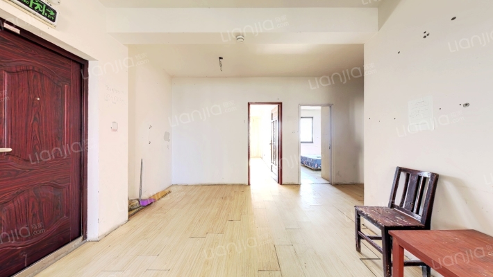 南新花苑二手房实景图