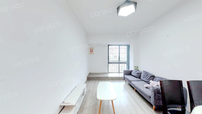 泉水湾一期二手房实景图