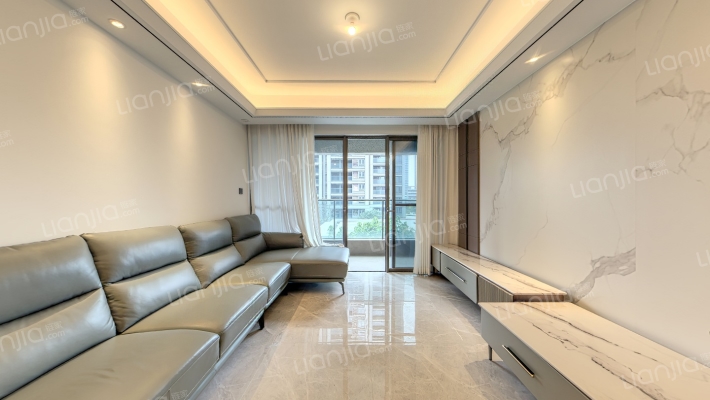 绿城美的·晓风印月二手房实景图