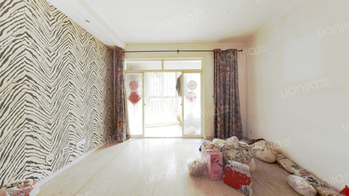 东方上城二手房实景图