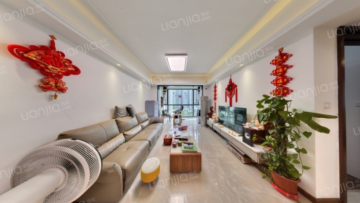 颐安灏景湾二手房实景图