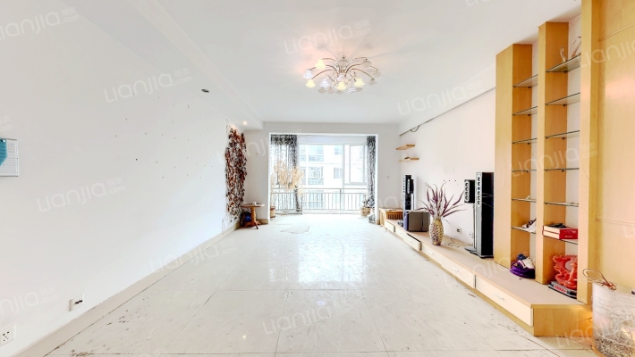 人与自然二手房实景图