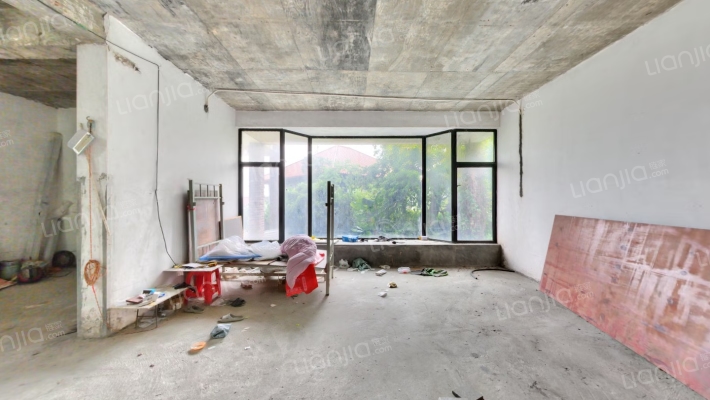 聚龙溪山庄二手房实景图