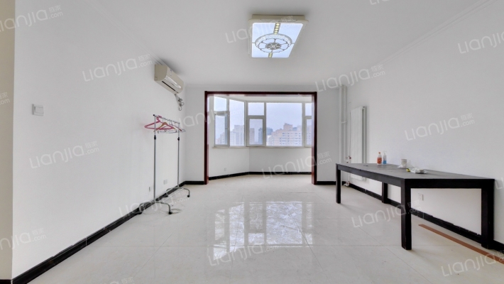 聚龙花园二手房实景图