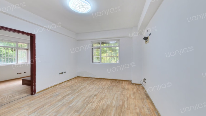 黄金口岸二手房实景图