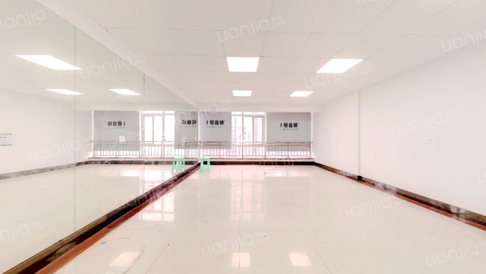 商业大楼二手房实景图