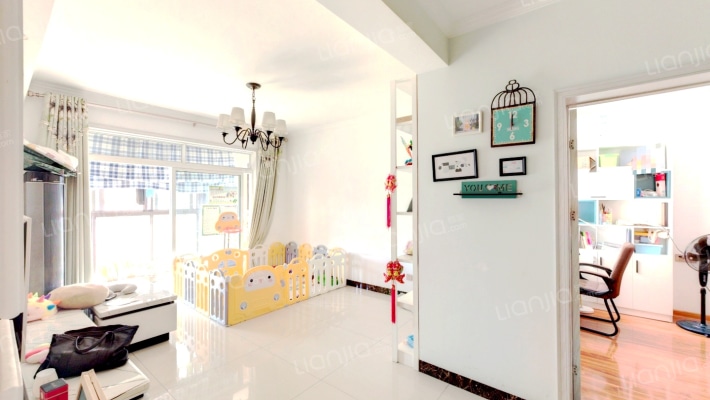 兴昌墨荷名邸二手房实景图