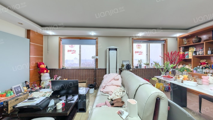 嘉绿莲苑二手房实景图