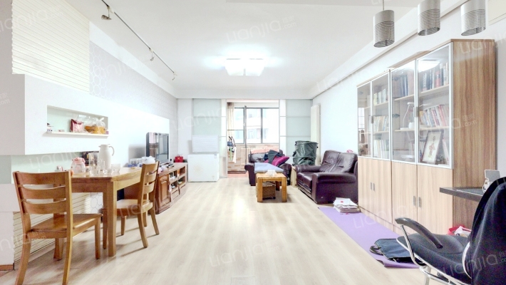 光信佳泰花园二手房实景图