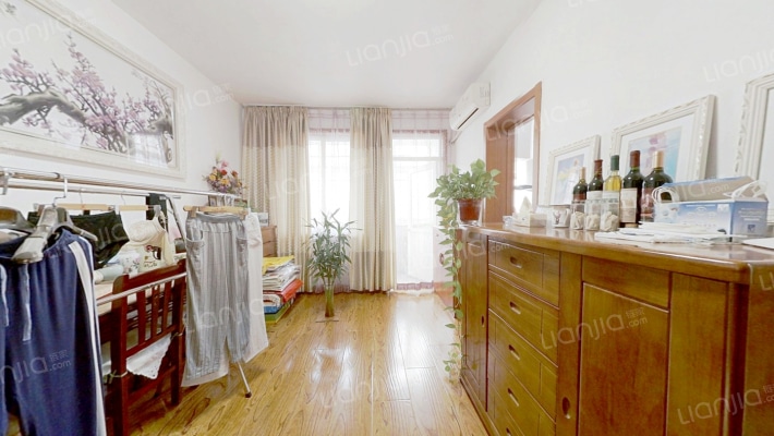 伊春路50号二手房实景图