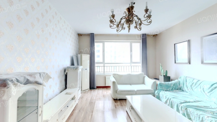 中房翡翠郡二手房实景图