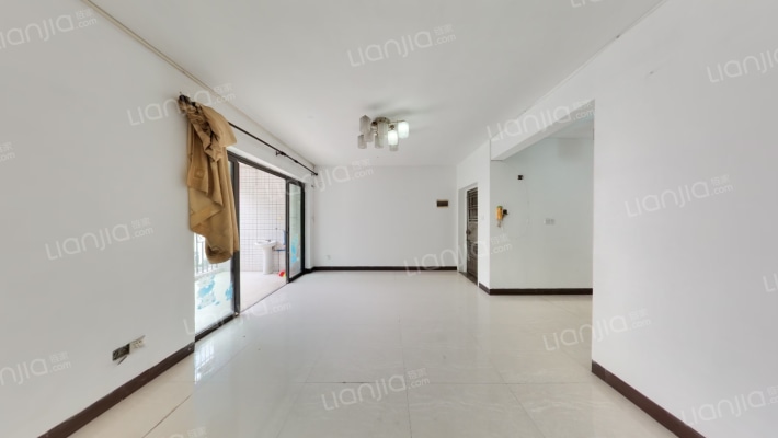 骏和大厦二手房实景图