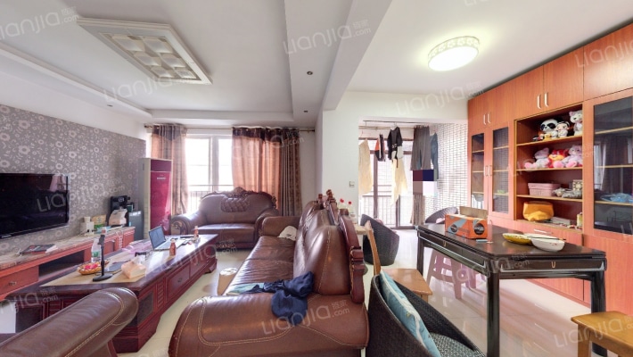 华府春城二手房实景图