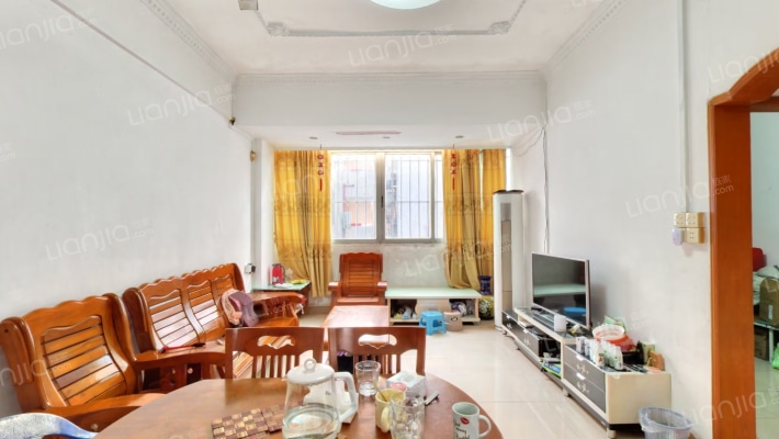 宝源楼二手房实景图