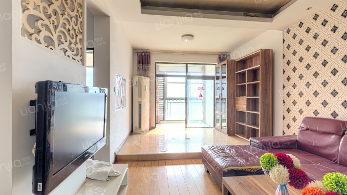 新奥依江畔园二手房实景图