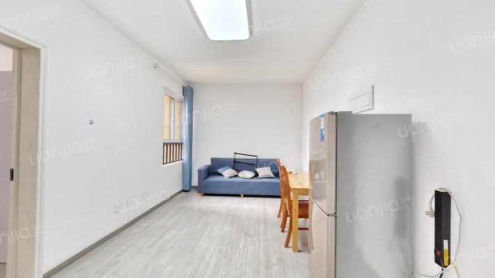 新站珍珠苑二手房实景图