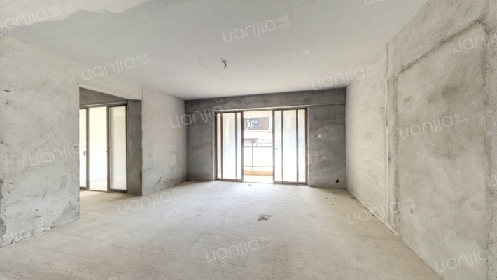 金地湖山大境二手房实景图