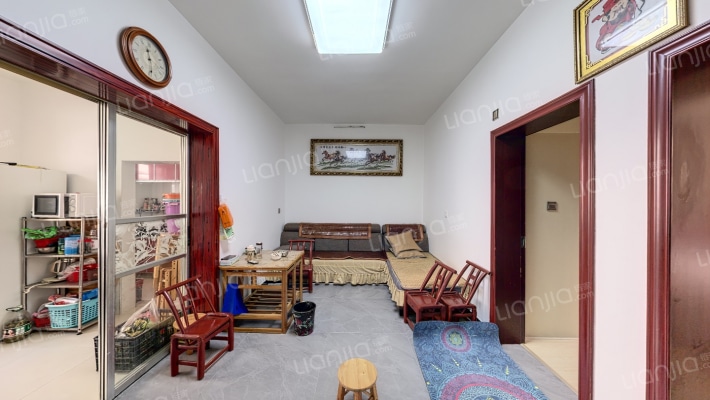 雷锋小区二手房实景图