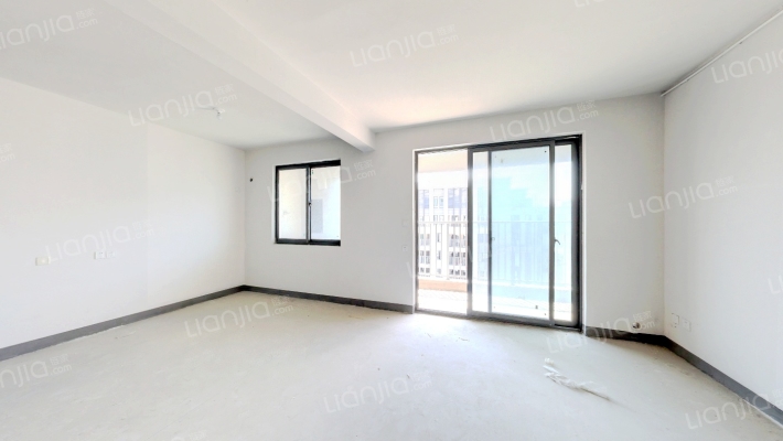 康瑞花苑二手房实景图