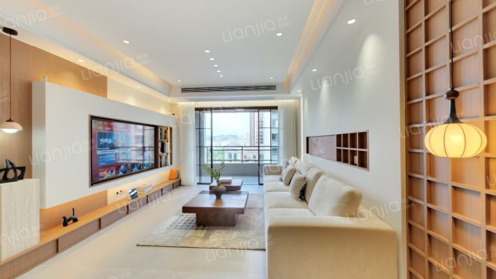 久桓中央美地二手房实景图