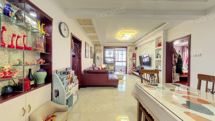 信达格兰云天三期二手房实景图