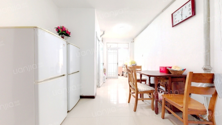 建业小区二手房实景图