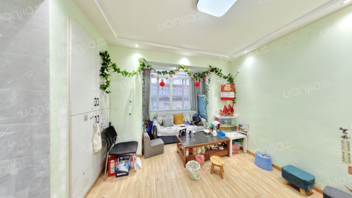 城隍东巷39号二手房实景图