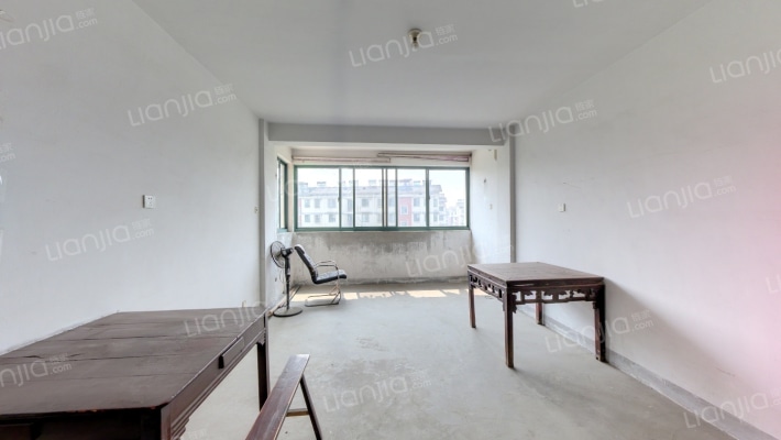 云新二村二手房实景图