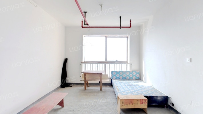 宝利国际二手房实景图