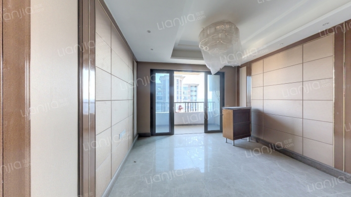 恒大悦龙台二手房实景图