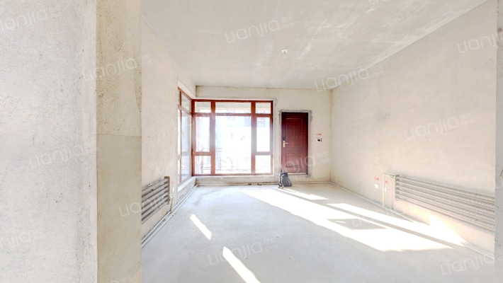 班芙花园二手房实景图