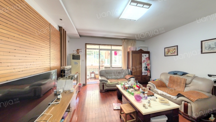 红谷世纪花园C区二手房实景图