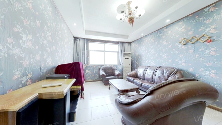 伊河路126号二手房实景图