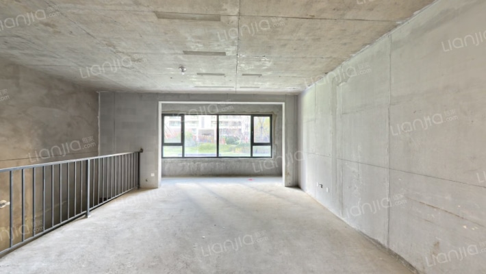 石榴固安·湖山春晓二手房实景图