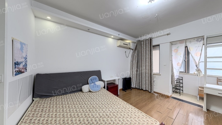 万博汇名邸一期二手房实景图