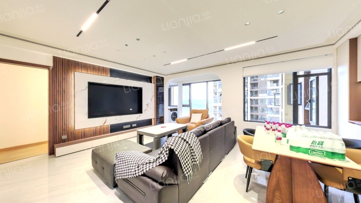 保利溪湖3期二手房实景图