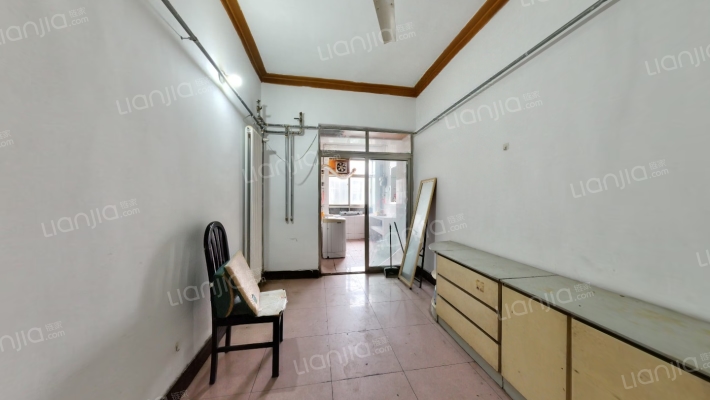 嵩山南路4号院二手房实景图