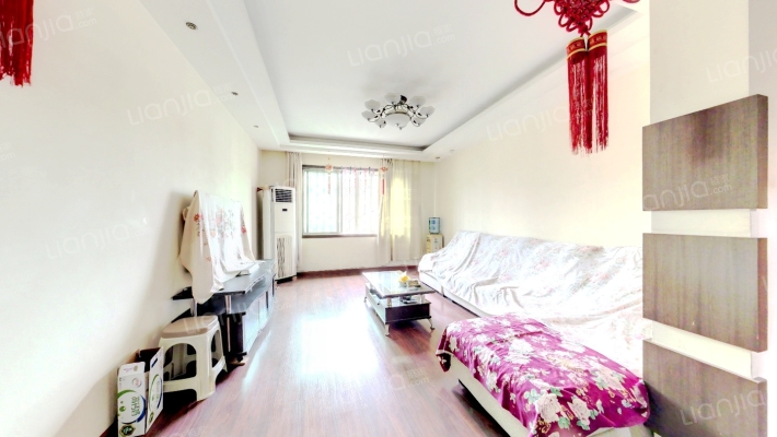 宏发公寓二手房实景图