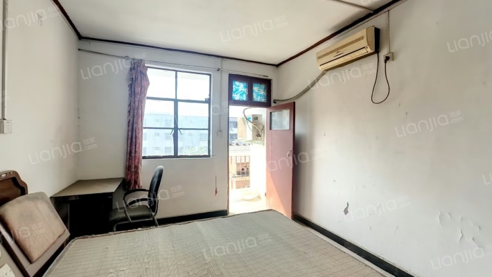 建材小区二手房实景图