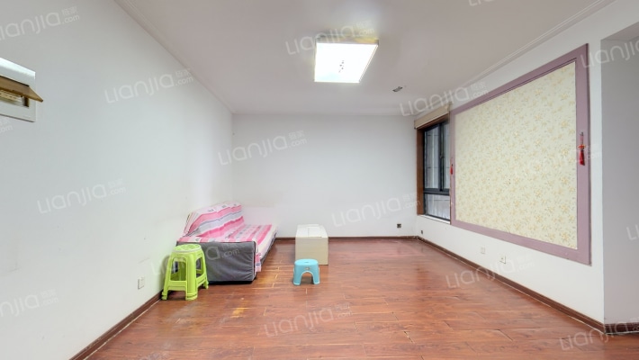 天鹅湖九号二手房实景图