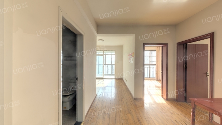 力高君御国际二手房实景图