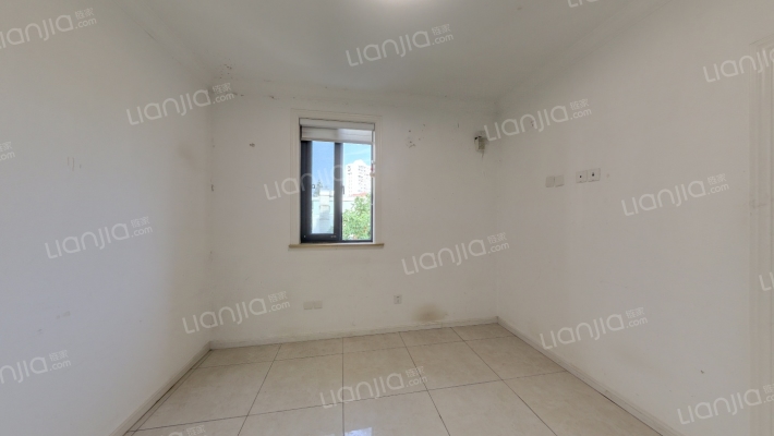 园南新村二手房实景图